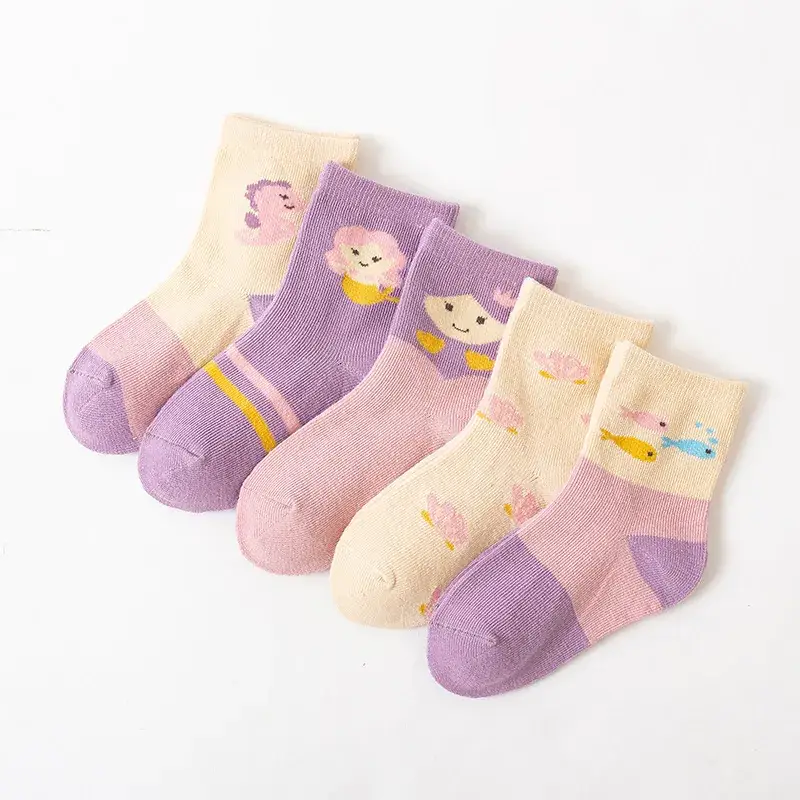 Spring & Autumn Kids Cotton Socks Pink Strawberry Heart Design