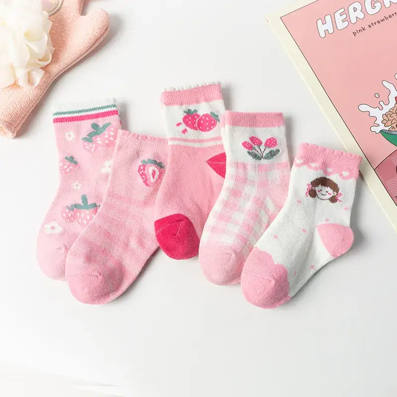 Spring & Autumn Kids Cotton Socks Pink Strawberry Heart Design