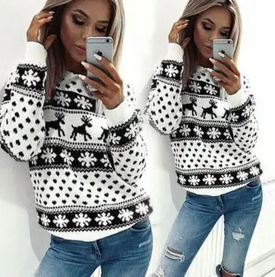 2023 Christmas Snowflake Fawn Crewneck Sweatshirt - Image 2