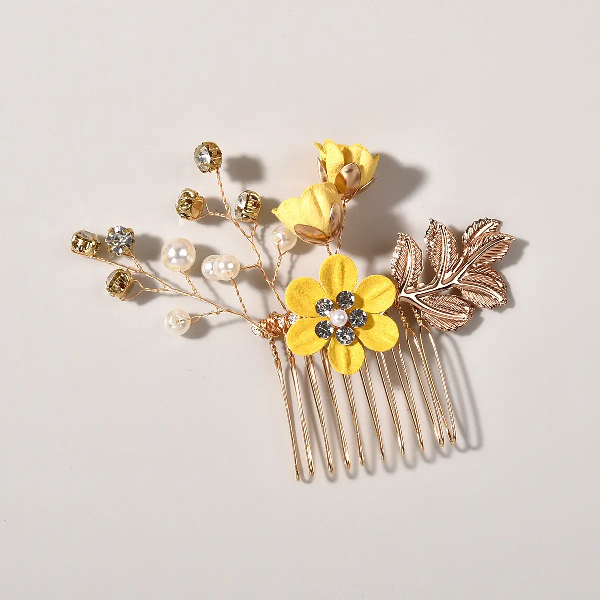 White Floral Hairpin with Pearl Accents for Weddings - Image 27