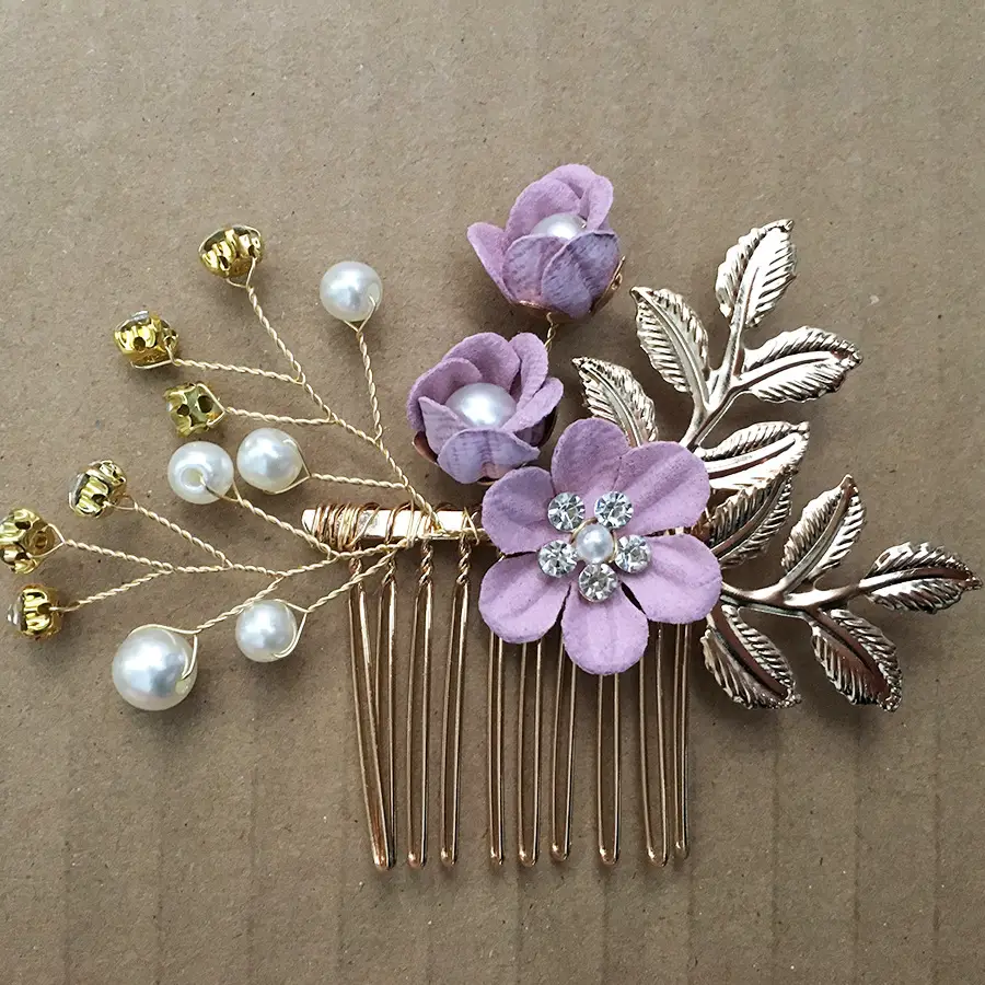 White Floral Hairpin with Pearl Accents for Weddings - Image 30