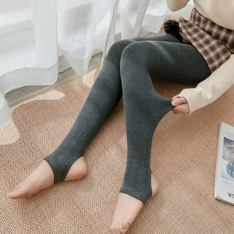 Women's Velvet Warm Vertical Stripes Leggings Black