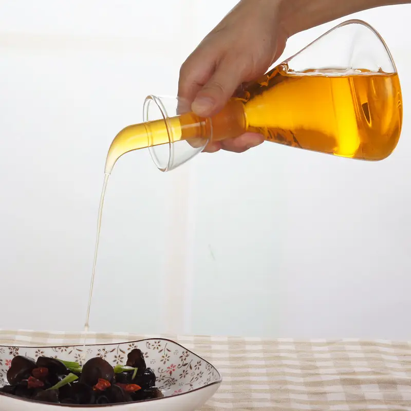 Transparent Japanese Kitchen Oil Bottle with Funny Straw - Image 7