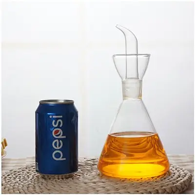Transparent Japanese Kitchen Oil Bottle with Funny Straw - Image 3
