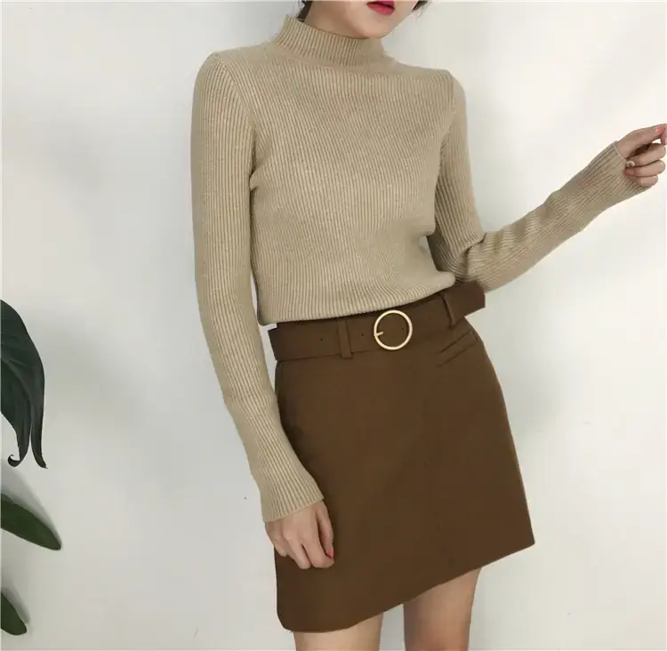 Women's Long Sleeve Solid Color Turtleneck Sweater — feature 13