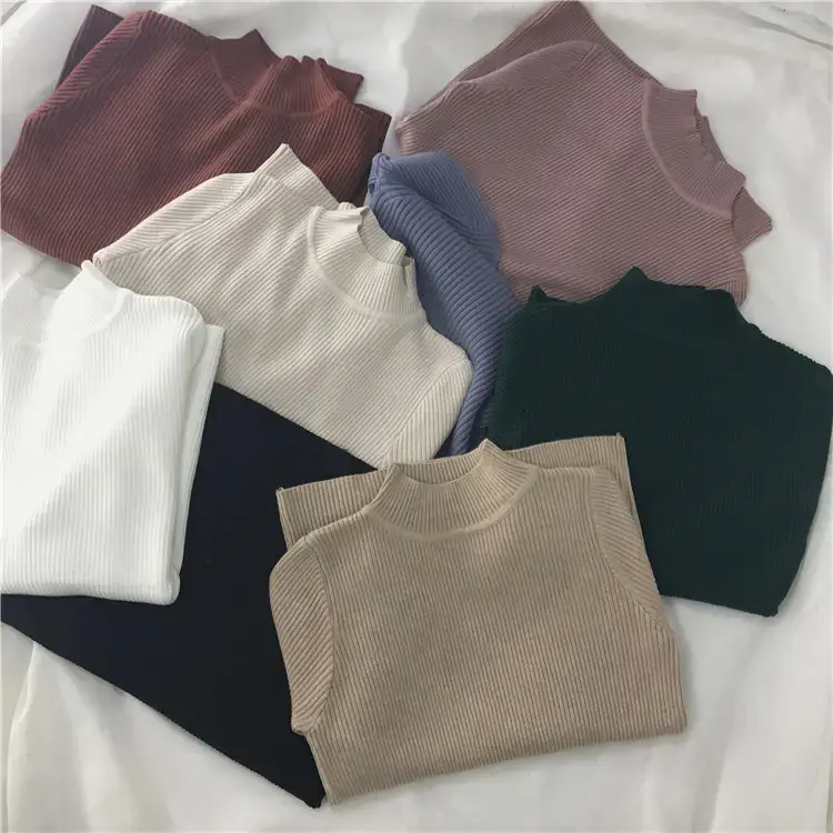 Women's Long Sleeve Solid Color Turtleneck Sweater — feature 3