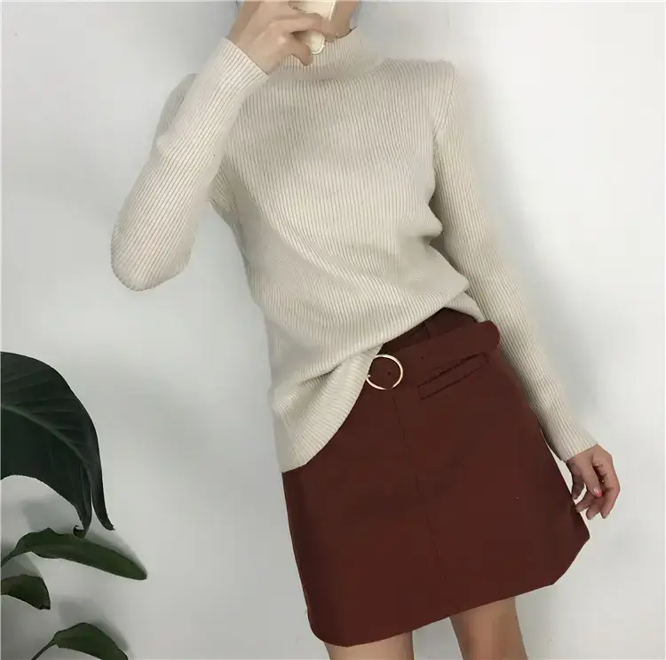 Women's Long Sleeve Solid Color Turtleneck Sweater — feature 39