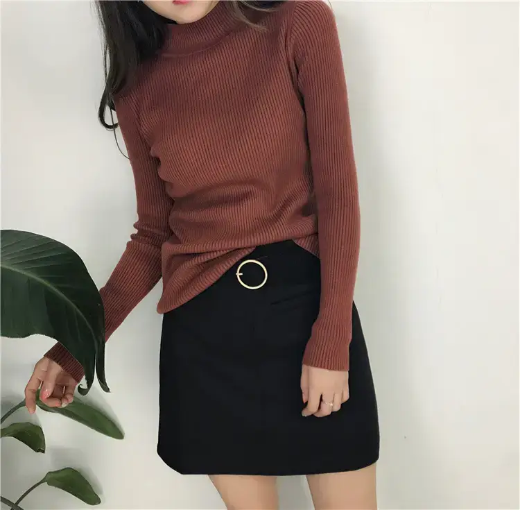 Women's Long Sleeve Solid Color Turtleneck Sweater — feature 7