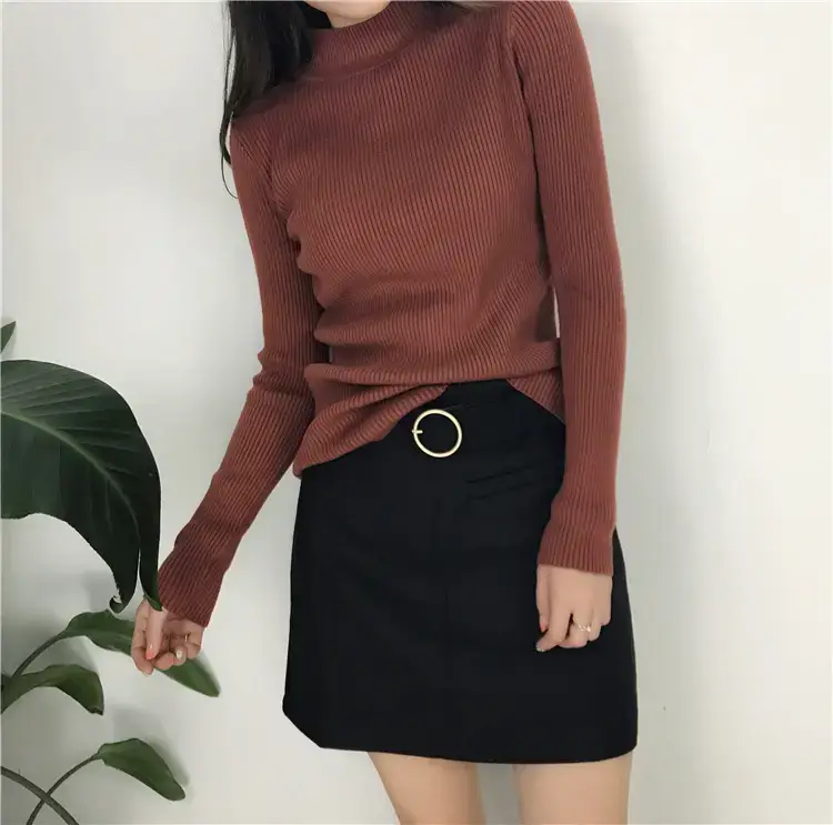 Women's Long Sleeve Solid Color Turtleneck Sweater — feature 9