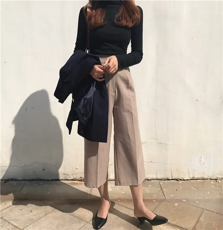 Black Slim Fit High Neck Long Sleeve T-Shirt for Women — feature 7