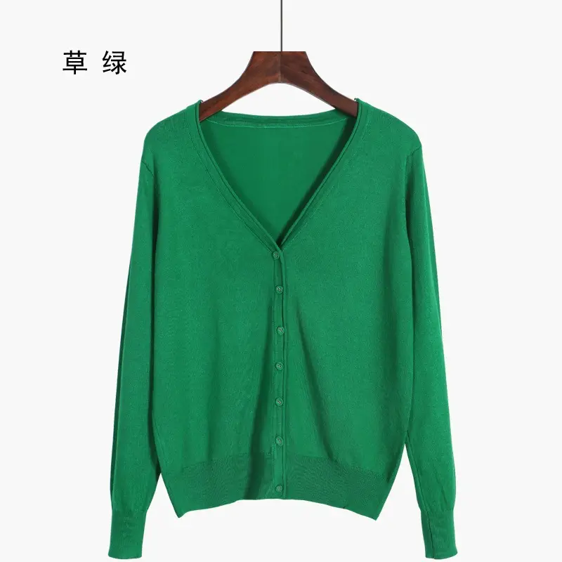2022 V-Neck Mercerized Cotton Sweater Large Beige - Image 11