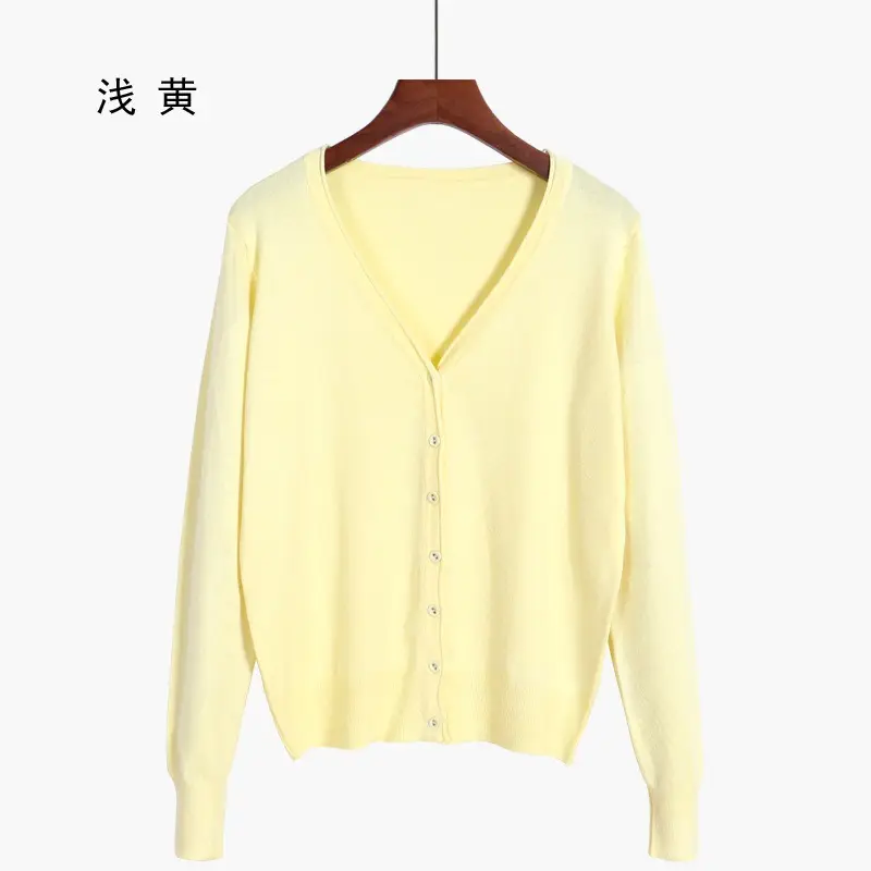 2022 V-Neck Mercerized Cotton Sweater Large Beige - Image 15