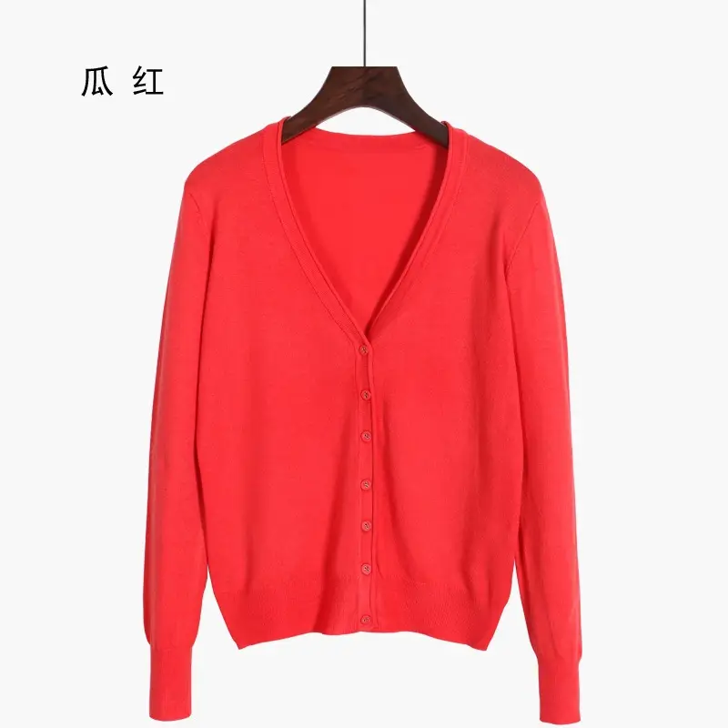 2022 V-Neck Mercerized Cotton Sweater Large Beige - Image 17