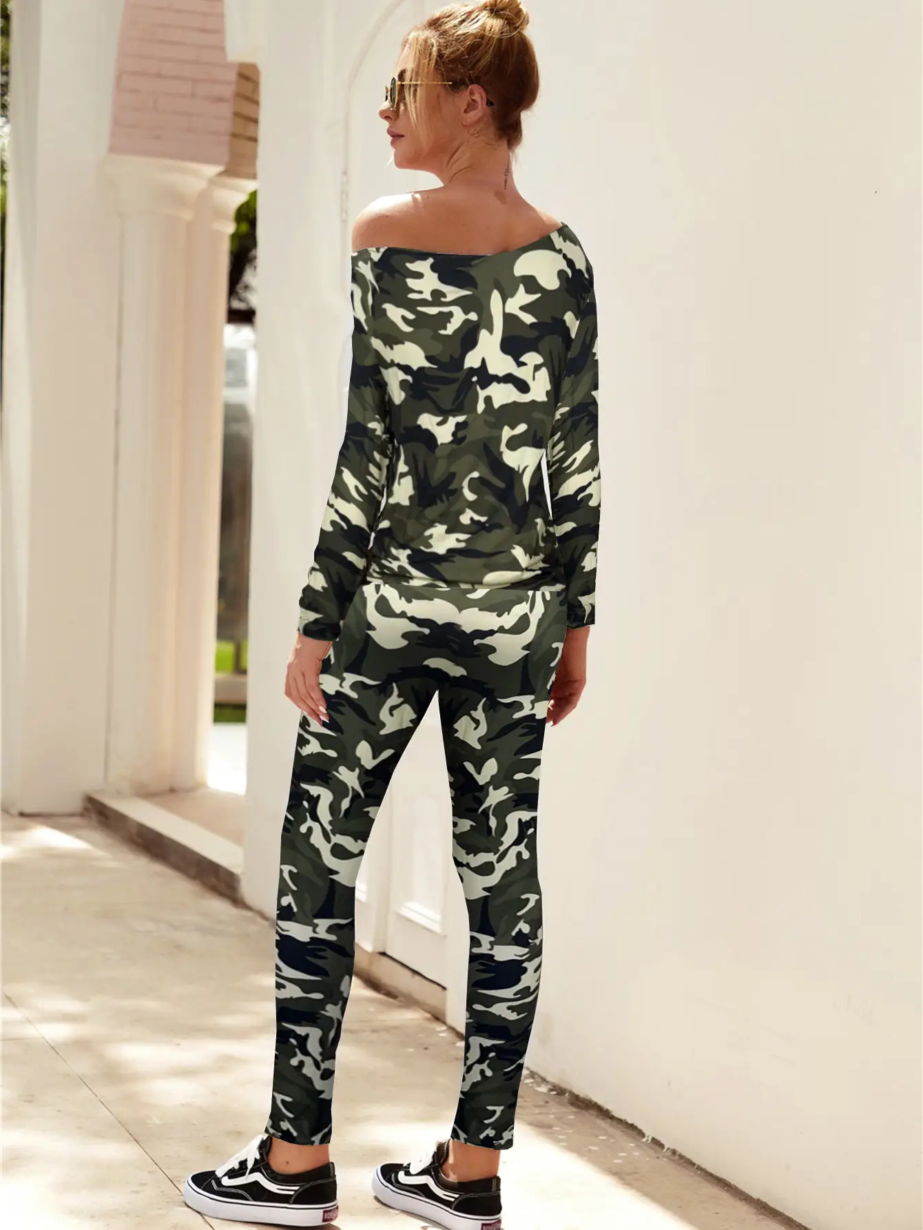 Camouflage 2022 Women's Long Sleeve Suit Black White — feature 7