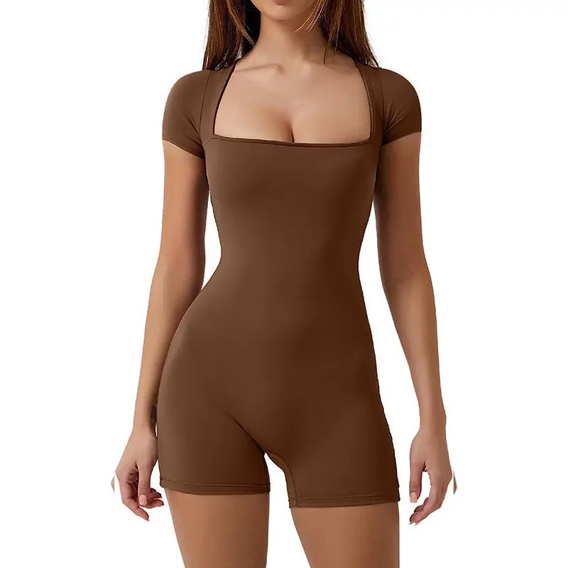 2024 Seamless Yoga Shorts Maroon Waist Shaping - Image 2