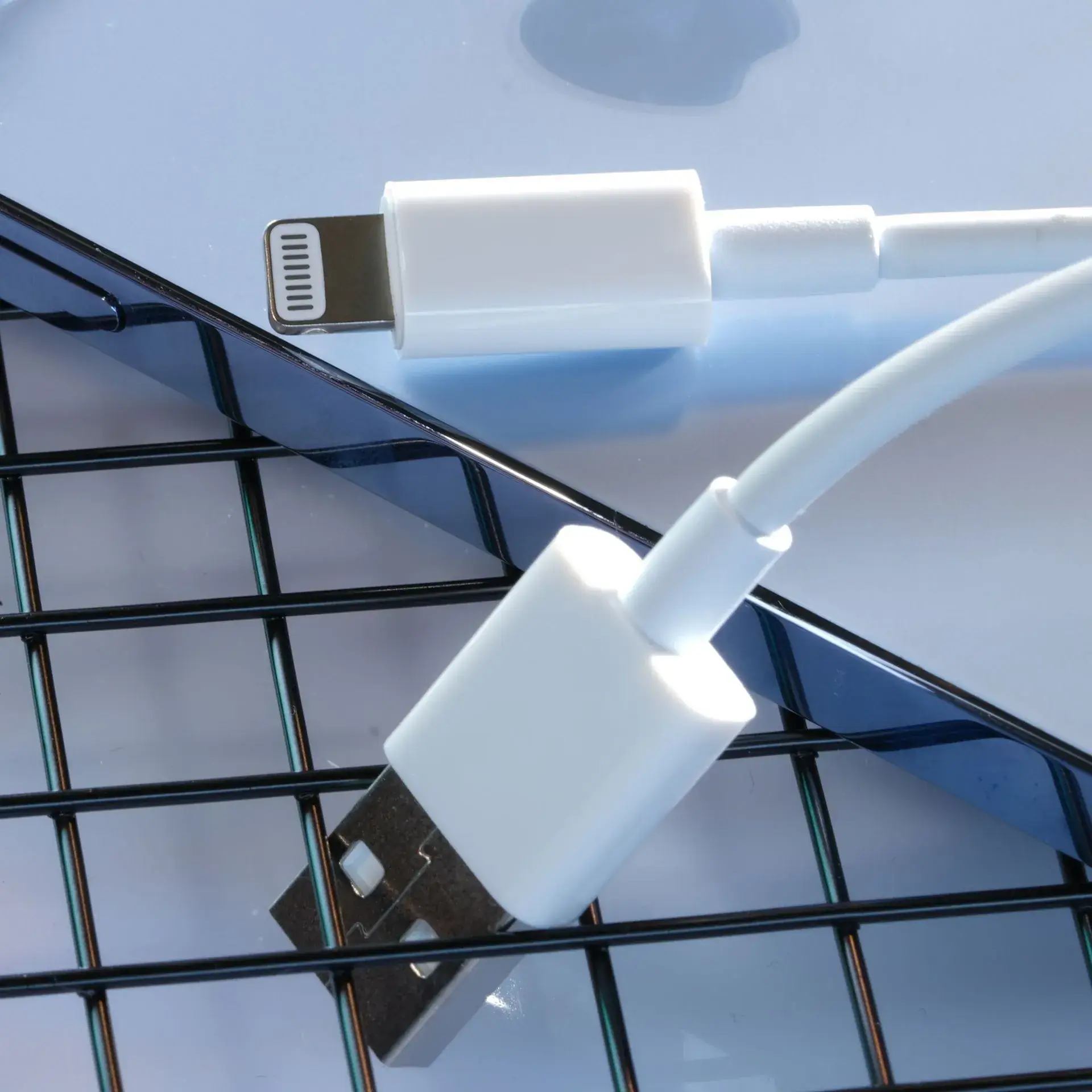 MFi Data Cable for iPhone 14 Pro/13 Fast Charging Export Cross Border - Image 4
