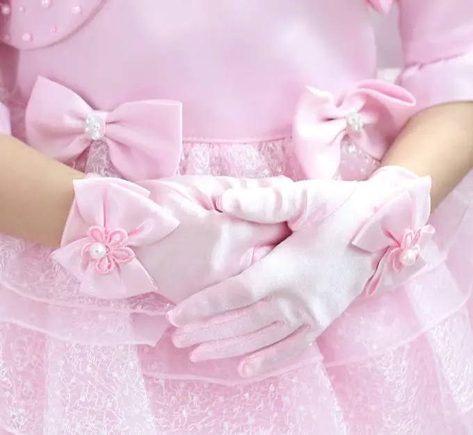 White Performance Gloves for Princess Bow Dress - Image 5