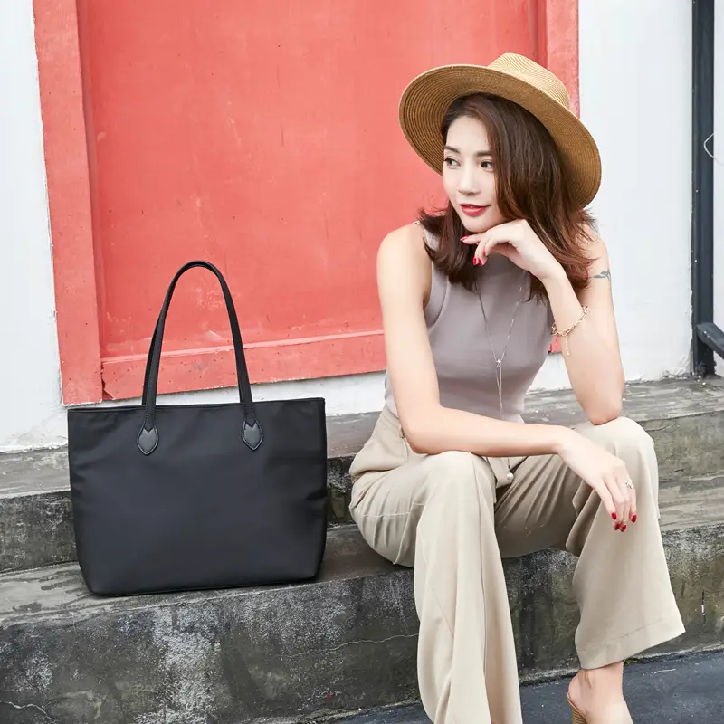 New Style Grey Shoulder Bag for Women 2024 - Image 7