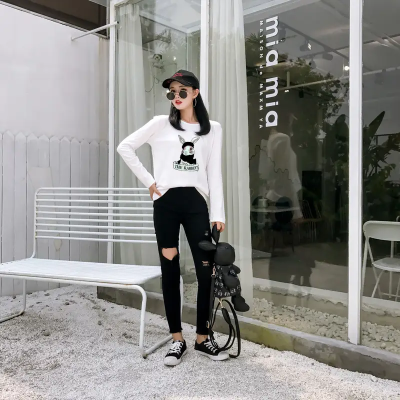 2025 Cartoon Rabbit Long Sleeve T-Shirt Black Women — feature 5