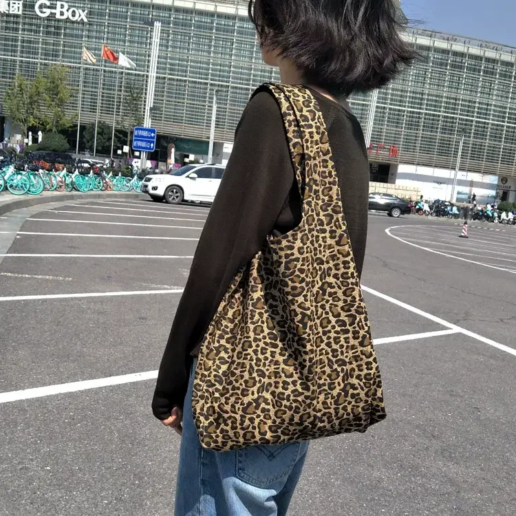 Leopard Print Women's Cloth Shoulder Bag Green — feature 7