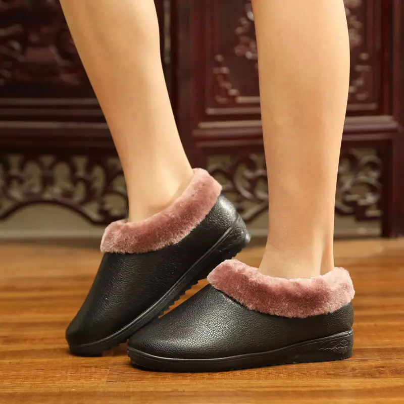 2025 Winter Women's Fleece Lined Slippers Black - Image 2