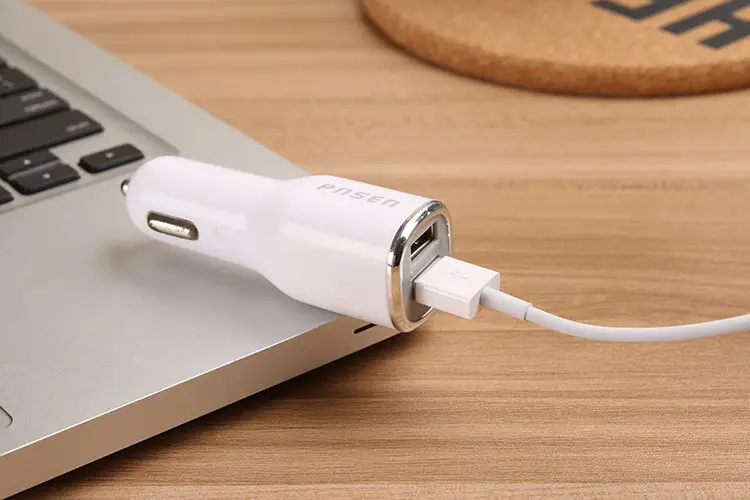 Fast Charging USB Car Charger 2.4A Multi-Function — feature 15