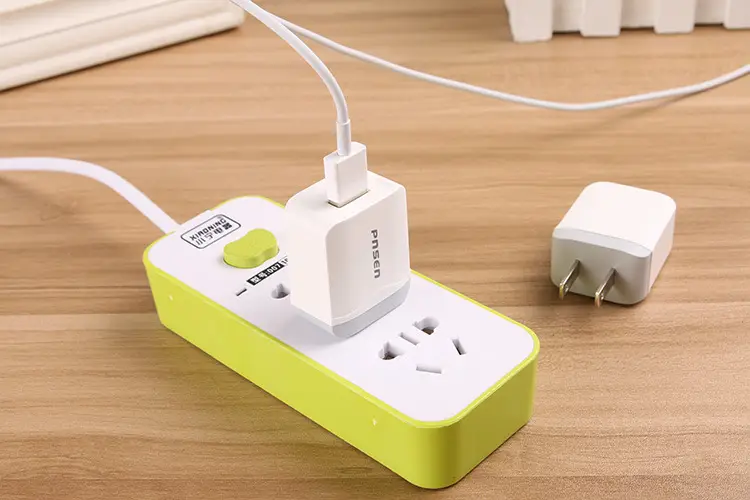 USB Mobile Charging Head 5V2.4A Power Adapter — feature 11