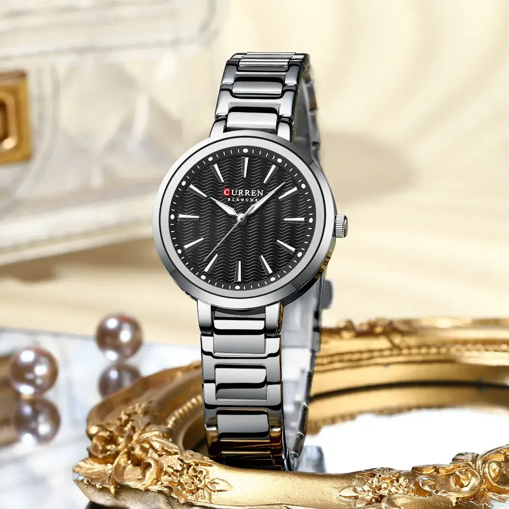 Curren Women's Gold Steel Band Quartz Watch