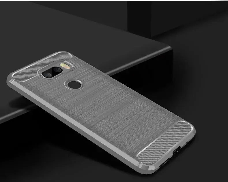 Black Carbon Fiber Anti-Drop Phone Case — feature 10