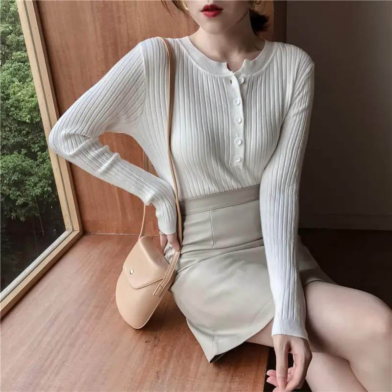 Black Long Sleeve Knit Shirt for Women Winter — feature 8