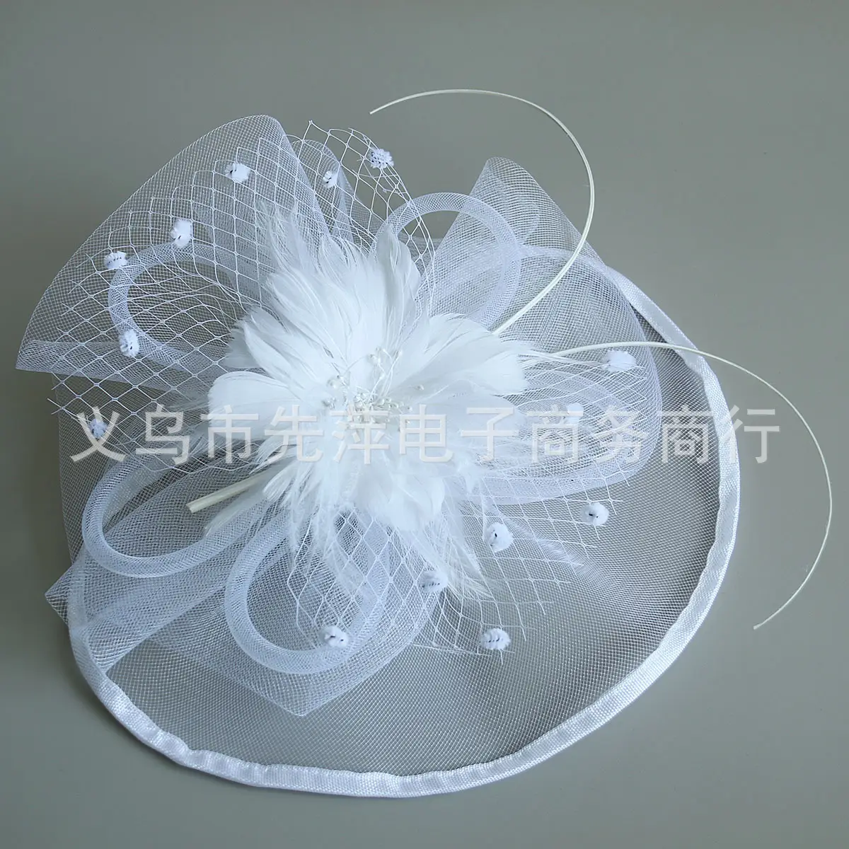 Green Feathered Mesh Hair Hat for Women - Image 3