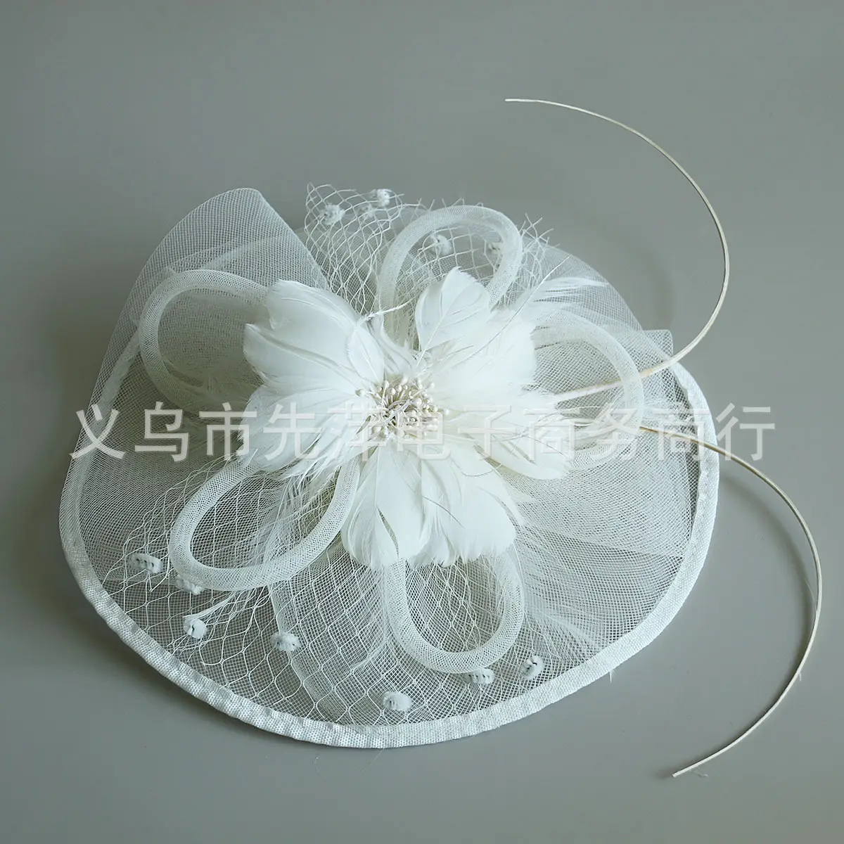 Green Feathered Mesh Hair Hat for Women - Image 7