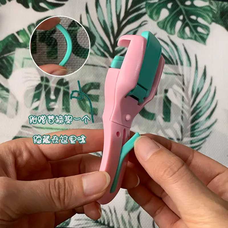 Mini Portable Marion Eyelash Curler Pink & Teal
