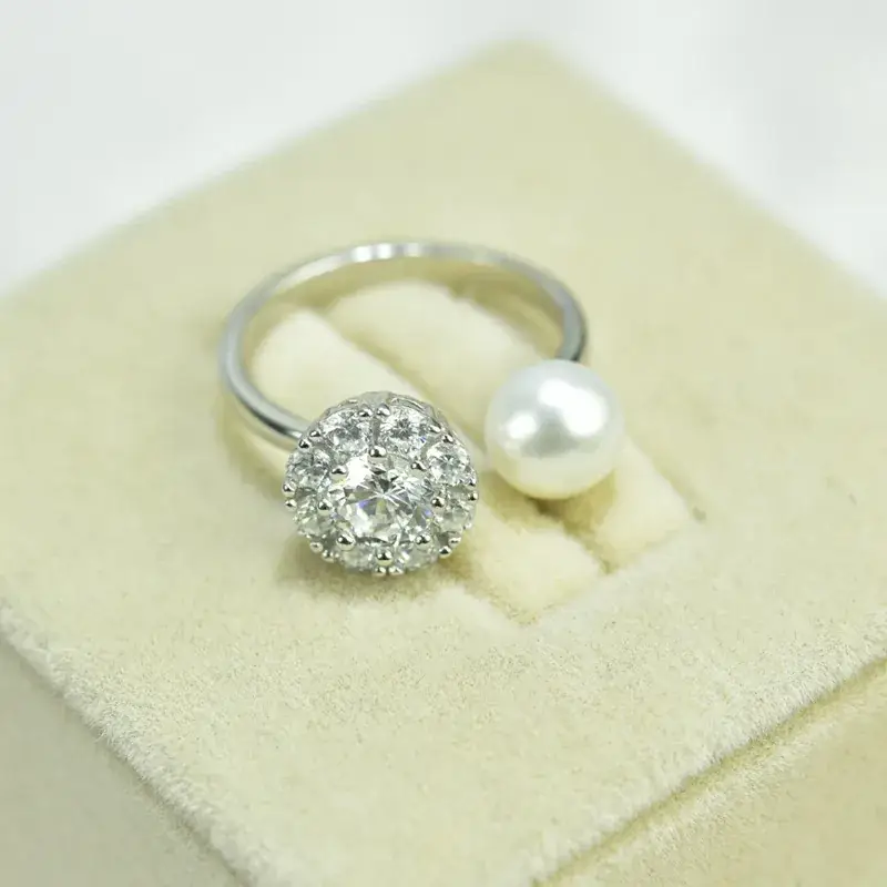 DIY Rotating Pearl Ring with Sparkling Center Stone - Image 6