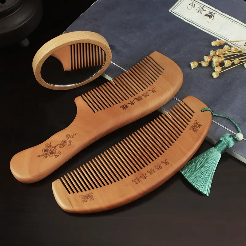 Wooden Beard Comb with Fine Teeth for Men — feature 5