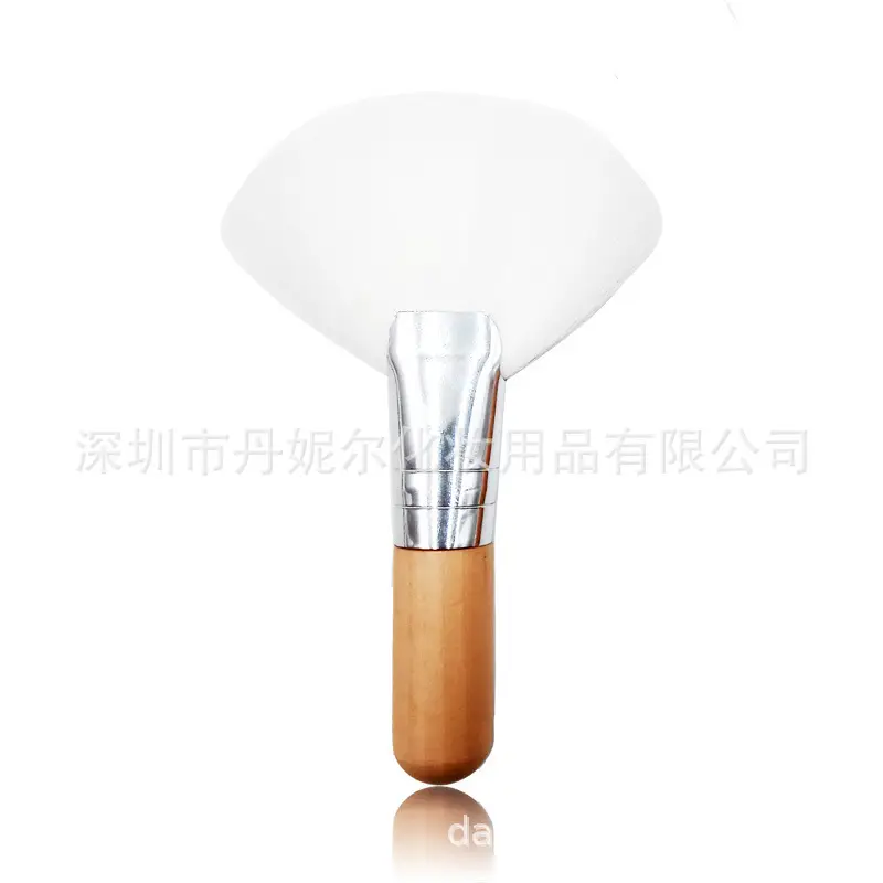 Log Style Large Fan Brush Powder Makeup Brush - Image 9
