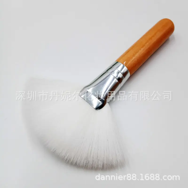 Log Style Large Fan Brush Powder Makeup Brush — feature 16