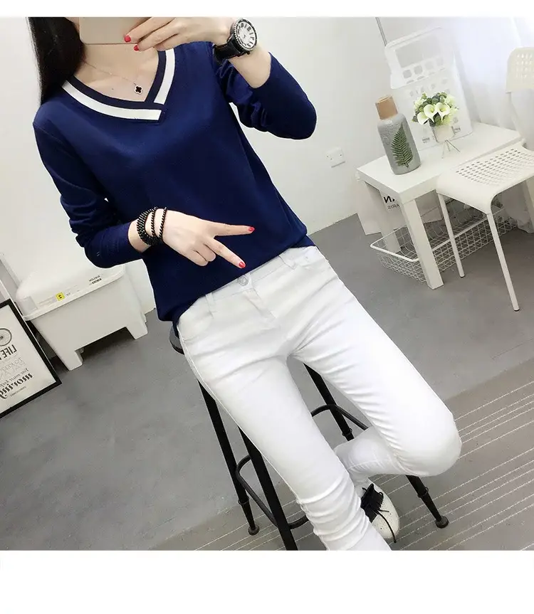 White Long Sleeve V-Neck T-Shirt Women Large — feature 26