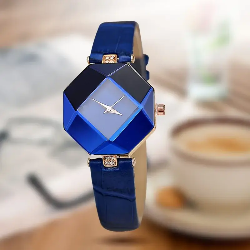 Red Rhombus Women's Quartz Watch with Leather Band - Image 8