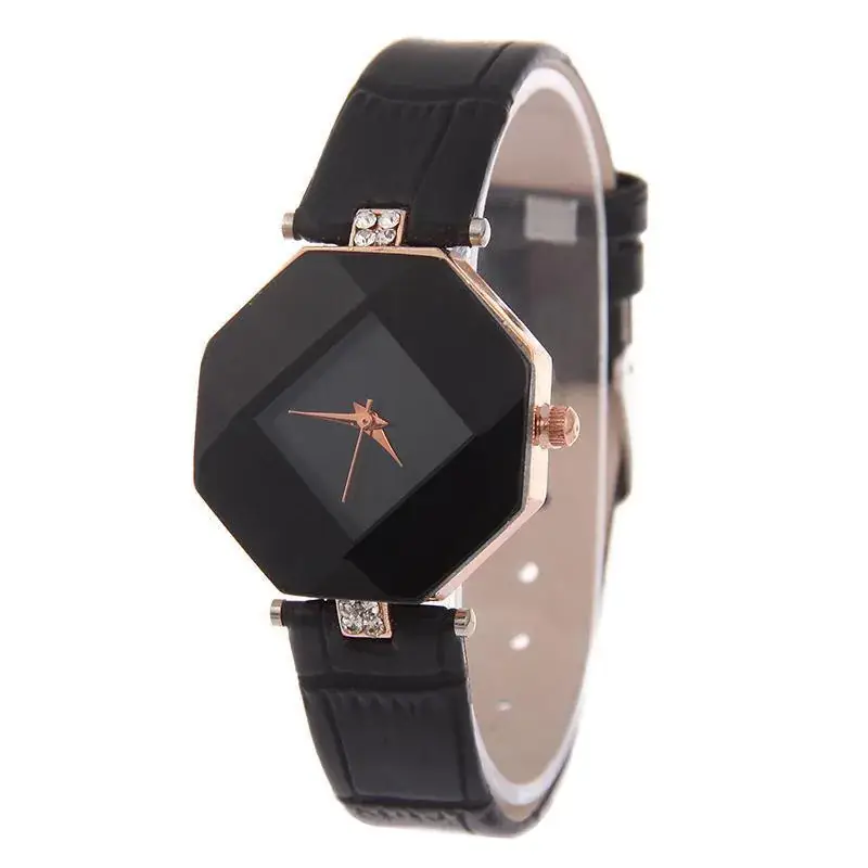 Red Rhombus Women's Quartz Watch with Leather Band - Image 9