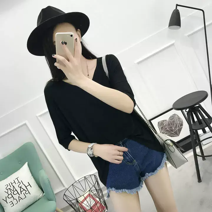 2023 V-Neck Loose T-Shirt Gray Plus Size — feature 10