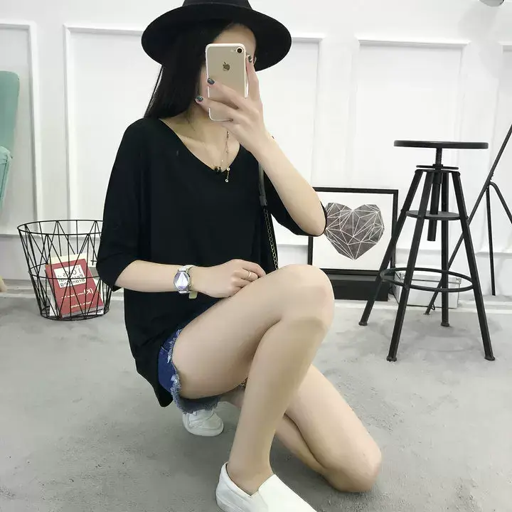 2023 V-Neck Loose T-Shirt Gray Plus Size — feature 6