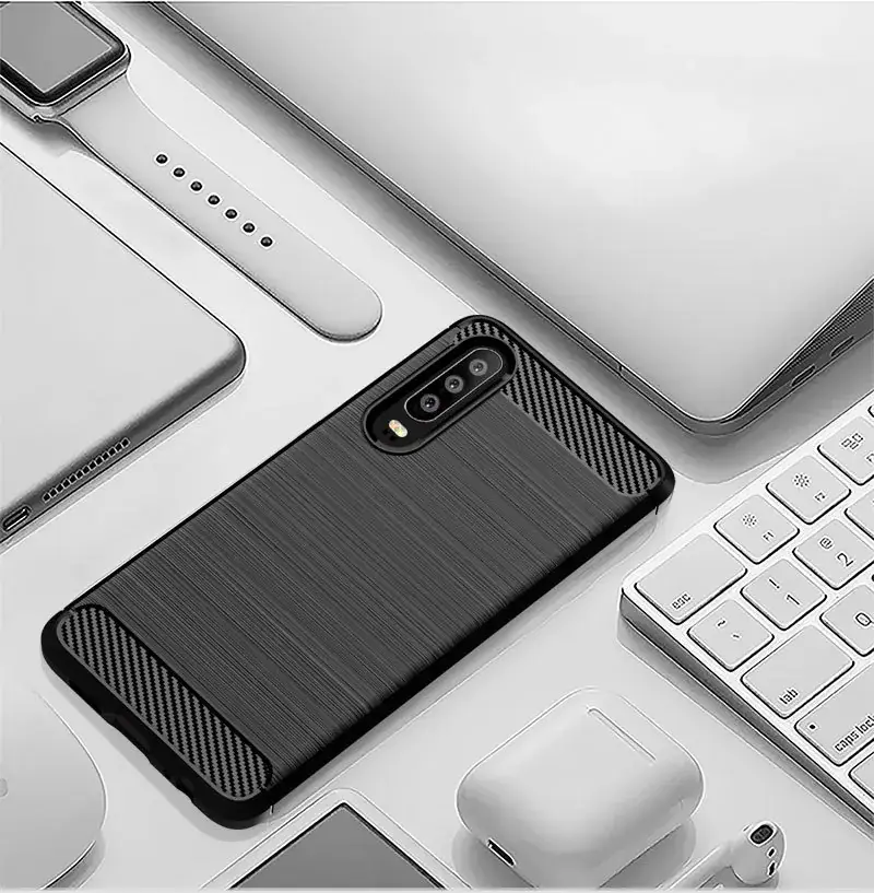 Huawei P30 Carbon Fiber Protective Case — feature 3