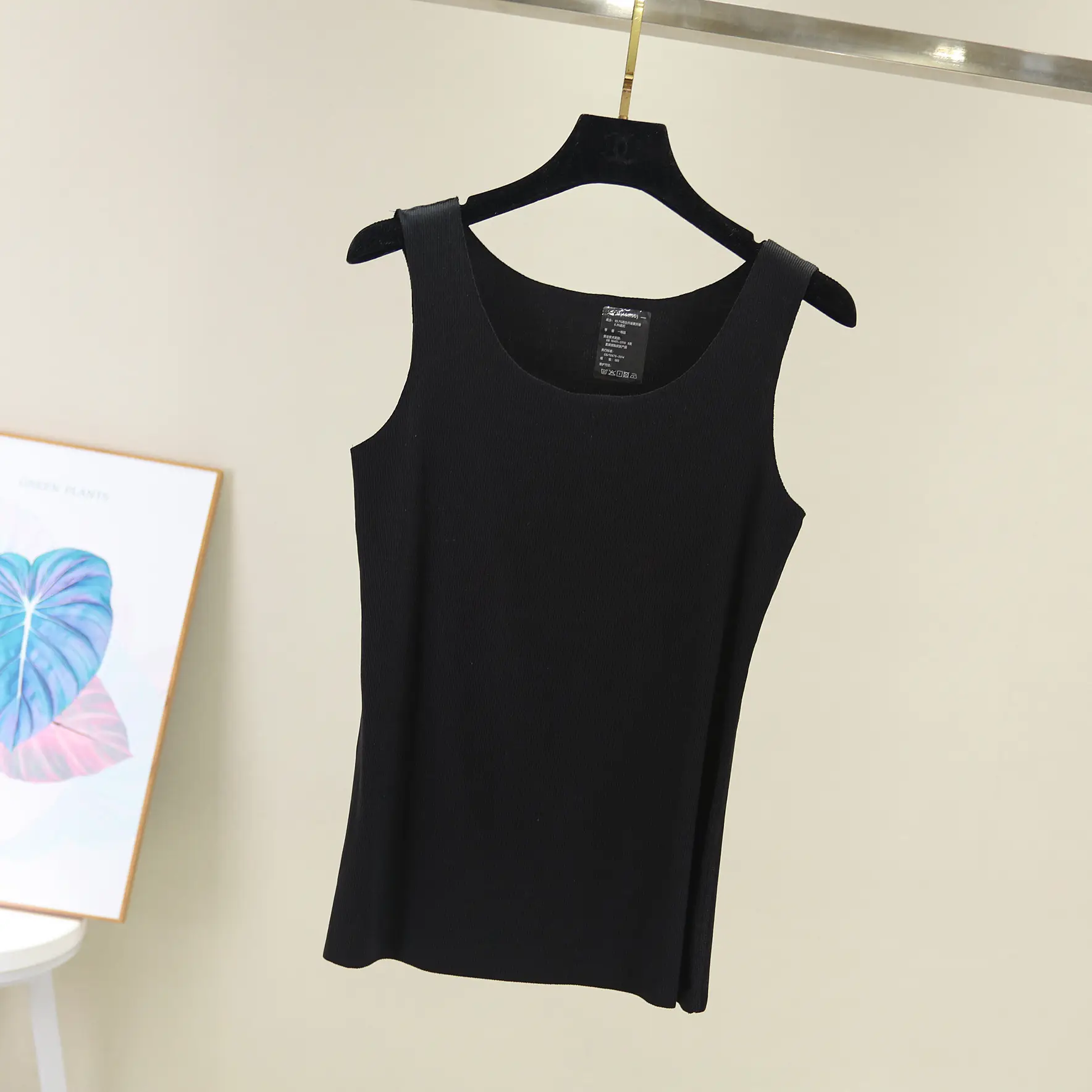 Women's Red Camisole Vest Large Seamless Sleeveless - Image 4