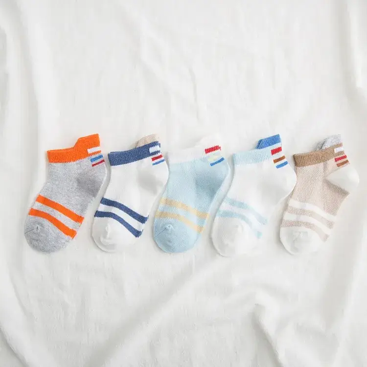 Children's Cotton Cartoon Socks Blue White Medium Large - Image 4