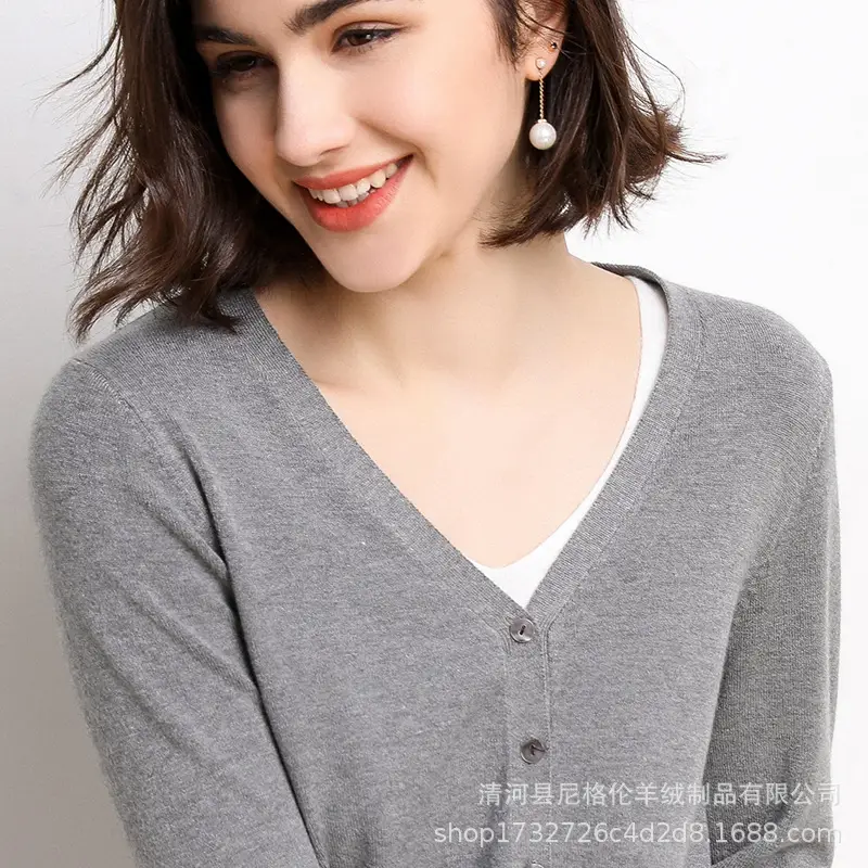 Korean-style Short Knitted Cardigan Sweater for Women - Image 3