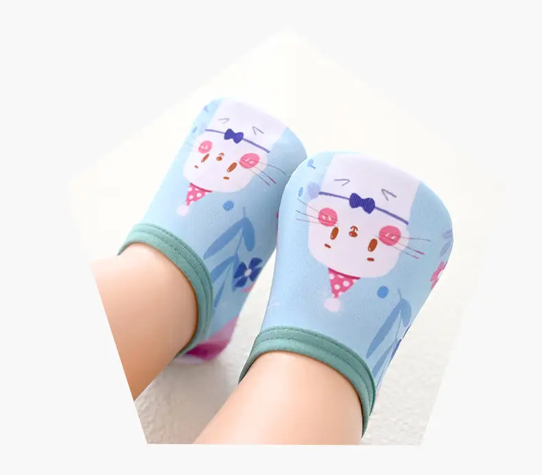 Baby Floor Socks Soft Soled Pink Rabbit Design β feature 16