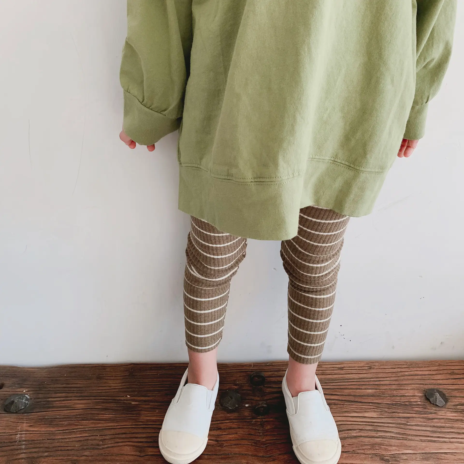 New Spring Long Sleeve T-Shirt for Girls & Boys Solid Green — feature 8