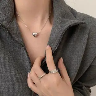 S925 Silver Plated Water Wave Snake Bone Necklace — feature 11