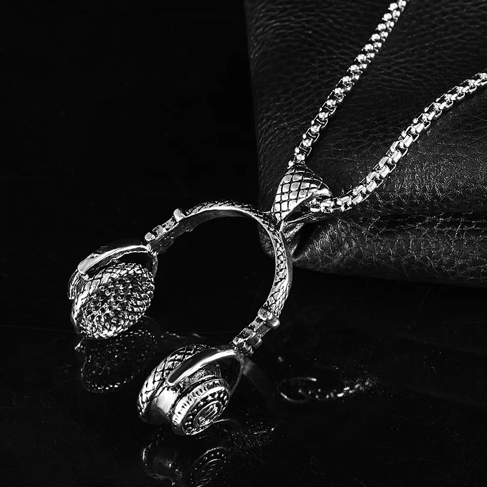 Men's Titanium Steel Cross-Border Music Headphone Pendant Necklace - Image 3